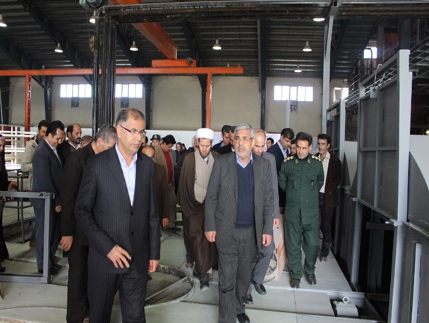 بازدید استاندار از پروژه پل خرمده و کارخانه تصفیه شکر شاهیندژ + تصاویر