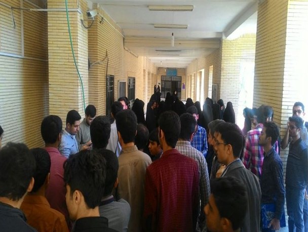 دانشگاه نباید جولانگاه ضد انقلابیون  و فتنه گران شود / مسئولین دانشگاه ذلیلانه حضور فتنه گران در دانشگاه را پذیرفته اند