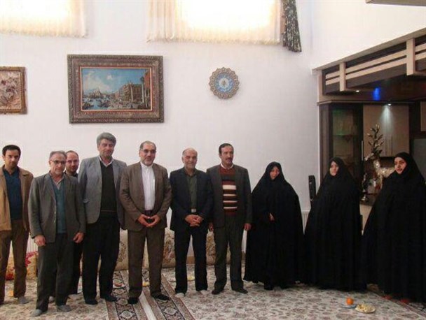 زعفران کار نمونه کشوری با برداشت 43 کیلوگرم زعفران در هکتار /مدیریت صحیح رمز موفقیت این بانوی فردوسی بود