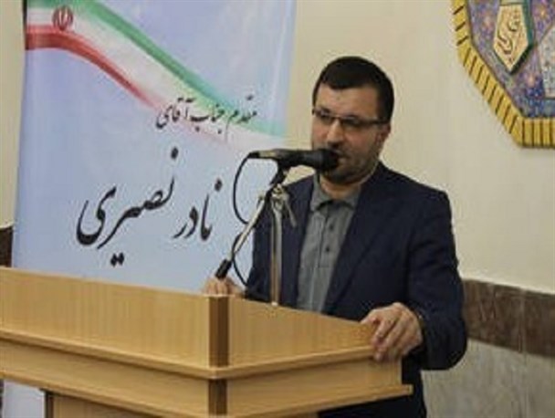 با انجام درست وظایف به خون شهدا احترام بگذاریم