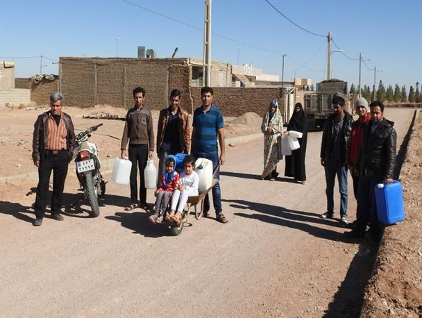 مشکلات برداشت آب در شهرک «راهداران» دیهوک