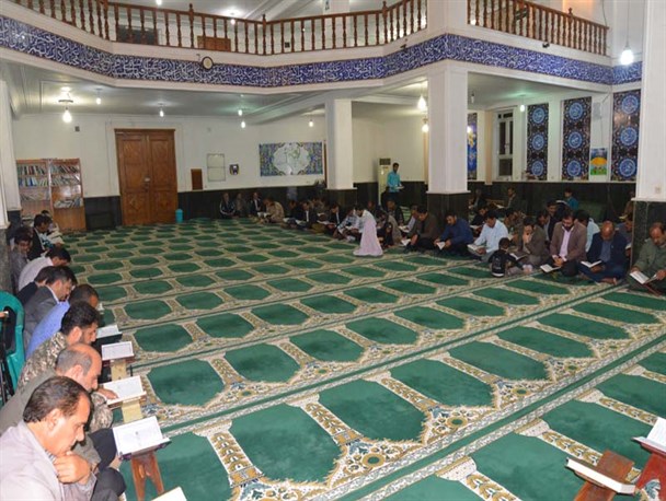 محفل انس با قرآن به یاد آیت الله هاشمی رفسنجانی در ابوموسی+تصاویر