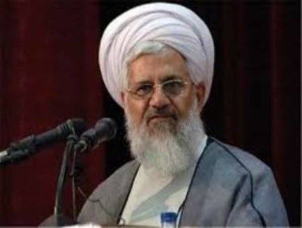 مردم با توهین کنندگان به عاشورای حسینی آشتی نمی ‎کنند/ حضور مردم در صحنه مایه آبروی انقلاب و نظام