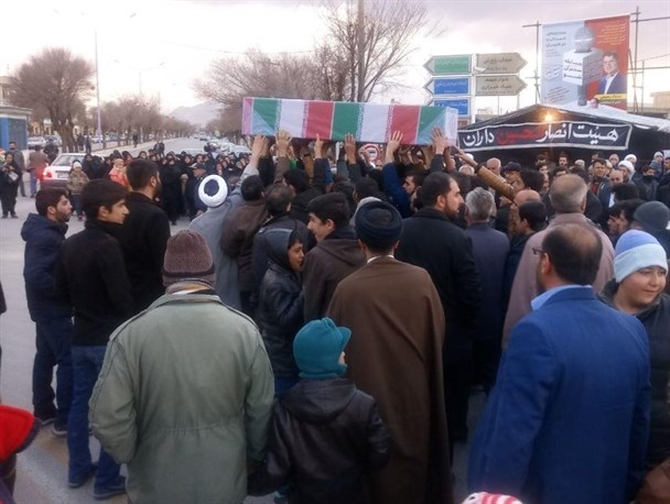 مراسم تشییع پیکر دو شهید گمنام در فریدن برگزار شد/ تصاویر