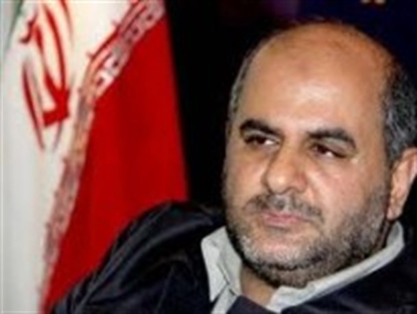 فرمایشات رهبری در حرم رضوی تبدیل به منشور شود