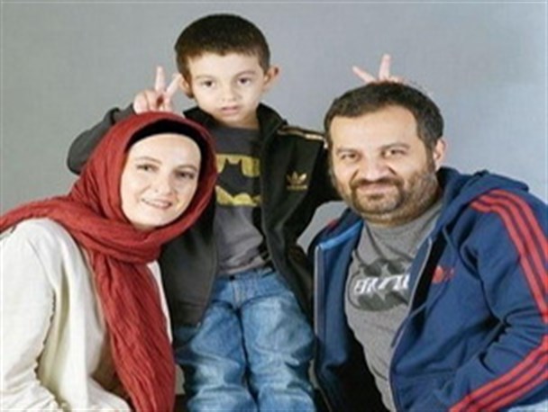 "شقایق دهقان" در بین سه ستاره ها