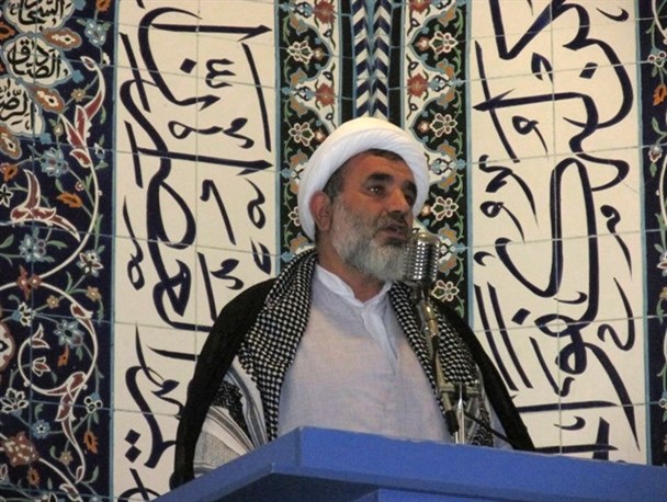 غربی ها در مذاکرات نیرنگ دارند/ ذکر یا زهرا(س) بهترین ذکر تحویل سال نو