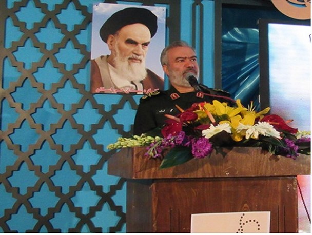 امروز شناخت قدرت انقلاب اسلامی در مقابل مظاهر پوشالی آمریکا بر همه واجب است