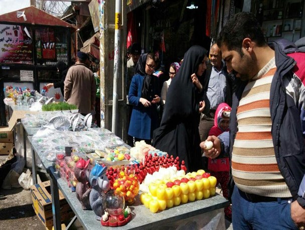 تب و تاب بازار شب عید در ابهر + تصاویر