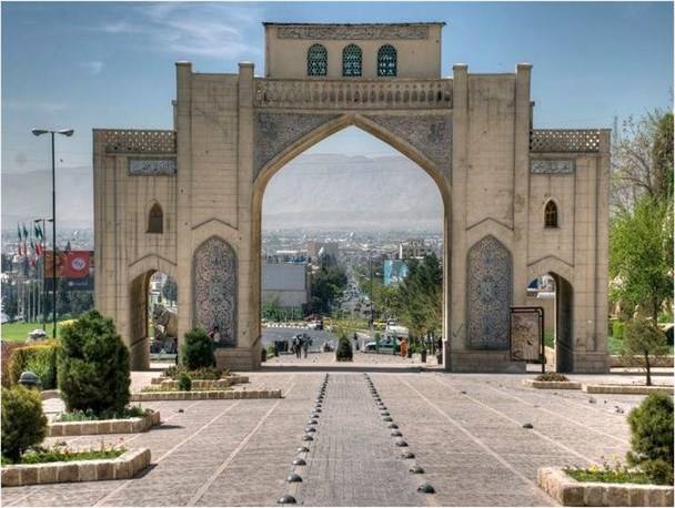 از حافظیه تا مدرسه خان+ تصاویر