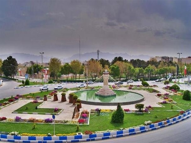 شاهین شهر آماده و مهیای فرا رسیدن سال نو/ کاشت ۶۰ هزار بوته گل و نصب ۲۰ المان در سطح شهر