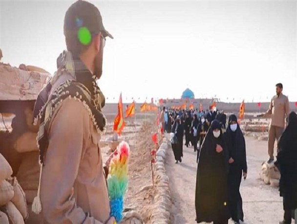 اینجا نشانی ز بی نشانان بگیر