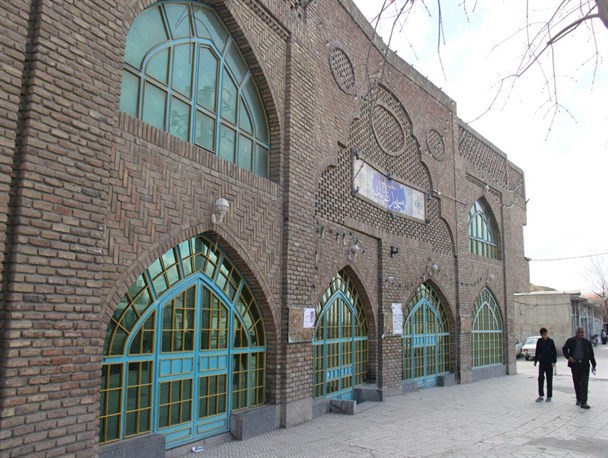 گذری بر محله ای قدیمی / نظربیگی از خاندان زند در خیابان خاکی همدان