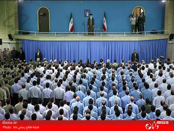 گزارش تصویری/دیدار فرماندهان و کارکنان ارتش با رهبر انقلاب
