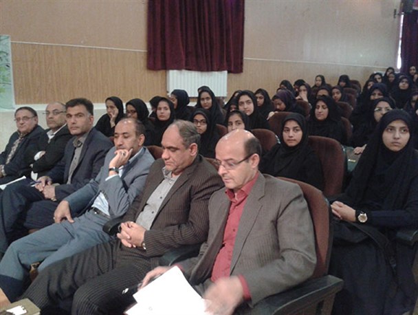 تجلیل از 180 دانش آموز برتر علمی شهرستان بوانات
