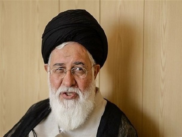 جناح‌گرا نیستم ولی در برابر جناح‌ها هم بی‌تفاوت نیستم