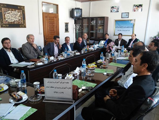 مشارکت حداکثری در انتخابات دشمنان را مأیوس می کند