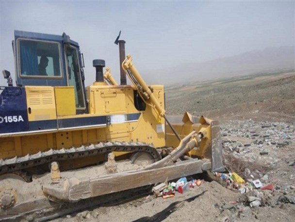 معدوم سازی ۴ تن مواد غذایی فاسد و تاریخ گذشته در چادگان