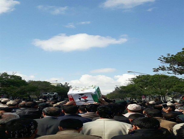 پیکر شهید مرزبان وحید حسین زاده در قوچان تشییع شد