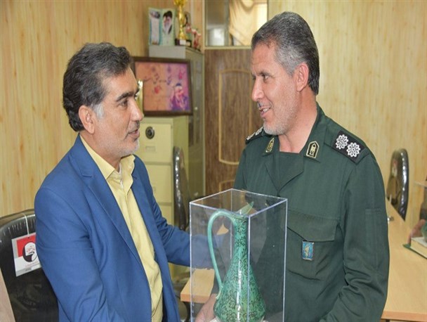 دیدار تیم مدیریتی شهرضا با پاسداران شهرستان/ تصاویر