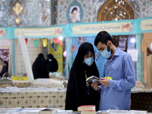۱۰ هزار یزدی از نمایشگاه علوم قرآنی بازدید کردند/ کاهش ۴۰ درصدی تعداد کتاب در نمایشگاه نسبت به دوره‌های قبل