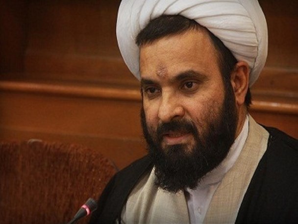 فایزه هاشمی کار غلطی کرد/ خانواده هاشمی مستثنی نیست/ در پی تبلیغ بهائیت هستند