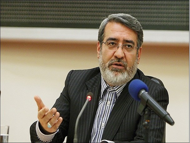 بازدید از کشت و صنعت لرستان و حضور در گلزار شهدای خرم آباد