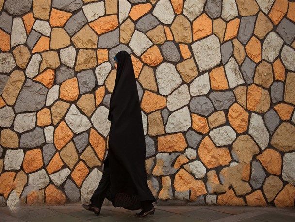 نهادینه کردن سبک زندگی در جامعه نیازمند فرهنگسازی برای زنان است