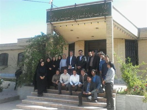 افزایش بهره وری با استفاده از تکنولوژی های روز دنیا مهمترین برنامه دولت در بخش کشاورزی است