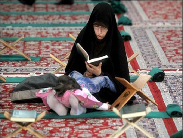 لزوم ساخت مستند از زندگی بانوان قرآنی