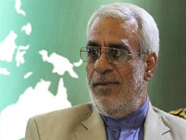 سالانه 10 هزار میلیارد تومان سهم اشتغال جوانان بدون دریافت سود به جیب کارکنان بانک ها می رود