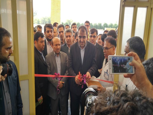 با حضور وزیر بهداشت پنج پروژه بهداشتی و درمانی در شهرستان رامهرمز افتتاح شد +تصاویر