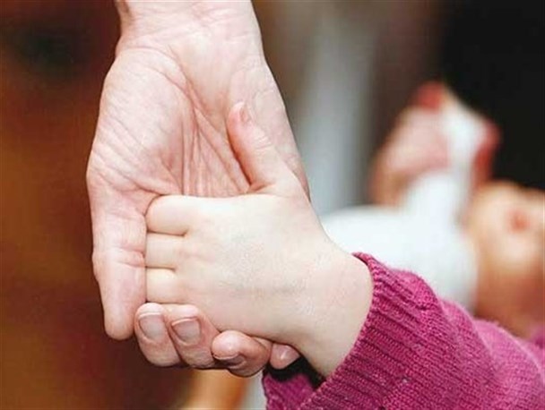 جایگاه مادران ایرانی در فرزند آوری مطلوب نیست