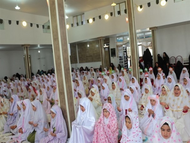 جشن عبادت دانش آموزان شهرستان چالدران برگزار شد