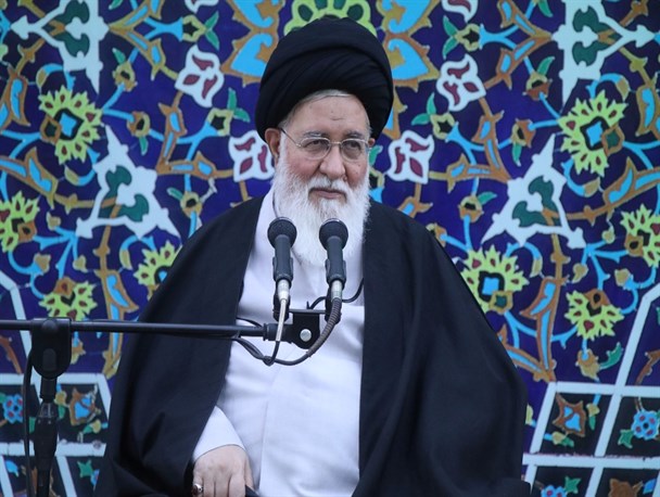 دیدن قدرت در سایه استکبار جهانی برخلاف آیات قرآن است