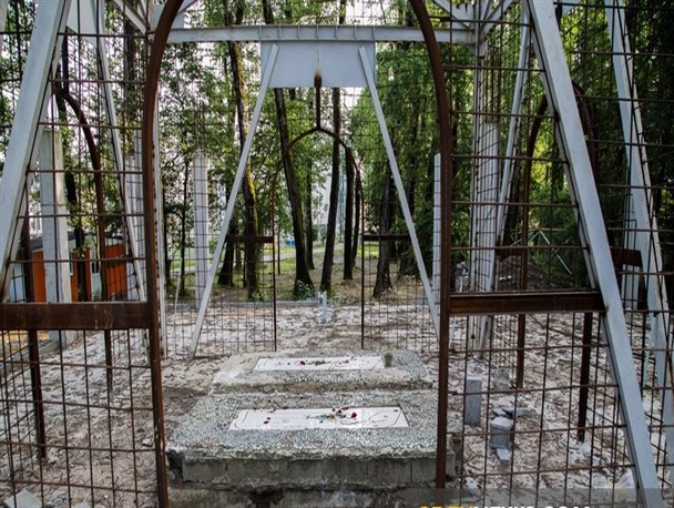 ۱۴ یادمان شهدای گمنام نیمه‌کاره در گیلان در انتظار اقدام جهادی مسئولان + تصاویر