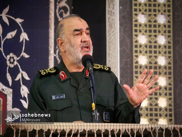 غروب دشمنان نزدیک شده است/ ما به پای آرزوهای ملت تا پای جان می‌مانیم