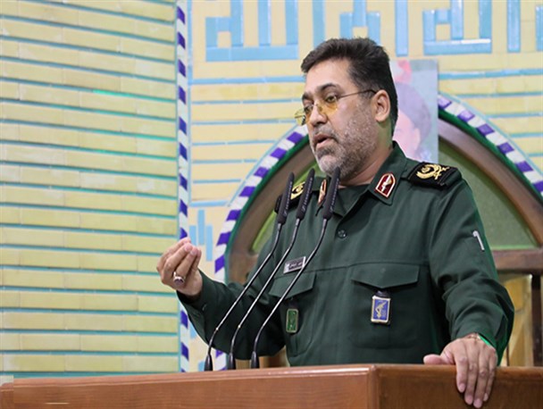 تلاش دشمن گرفتن عنصر قدرت و مقاومت از مردم انقلابی است