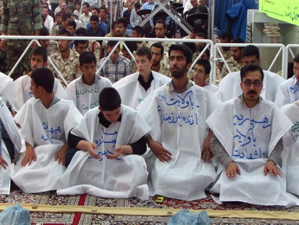 انتقاد دکتر روحانی در خراسان شمالی از کفن پوشی دانشجویان