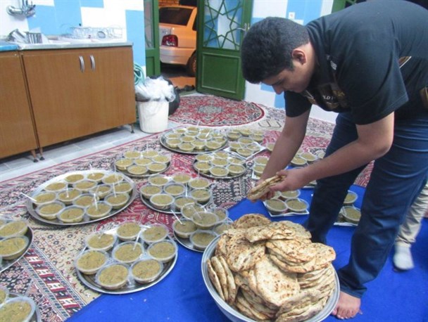 روایت تصویری افطار و نماز جماعت در مسجد امام علی(ع) روستای اسلامیه تفت