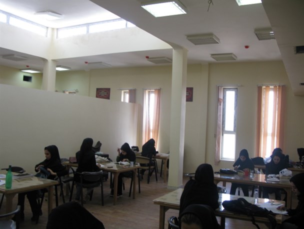 از فضای مجازی تا مسابقات کشوری/ برنامه هایی برای تقویت فرهنگ مطالعه در بین مردم