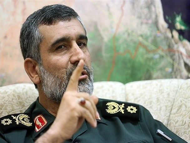 سردار حاجی زاده: تمام موشک‌ها دقیقا به محل مورد نظر اصابت کرد