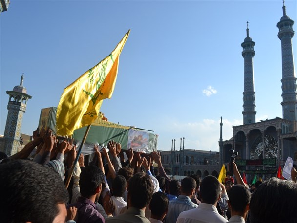 تشییع باشکوه شهید مدافع حرم بعد از دوسال گمنامی+عکس