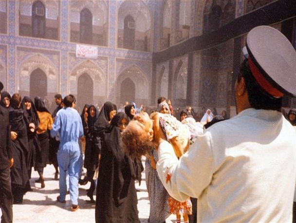 روایتی از زبان مادر خردسال ترین شهید حادثه بمب گذاری حرم رضوی/ دانیال قبل شهادت، از امام رضا (ع) شفا گرفت
