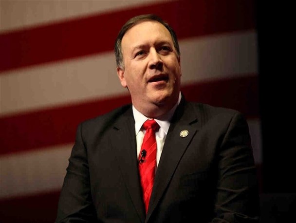 پامپئو: بولتون خائن و دروغگو است