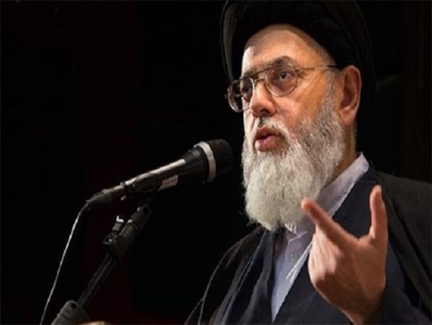 دادستان یزد به موضوع روند افزایشی قیمت‌ها ورود کند