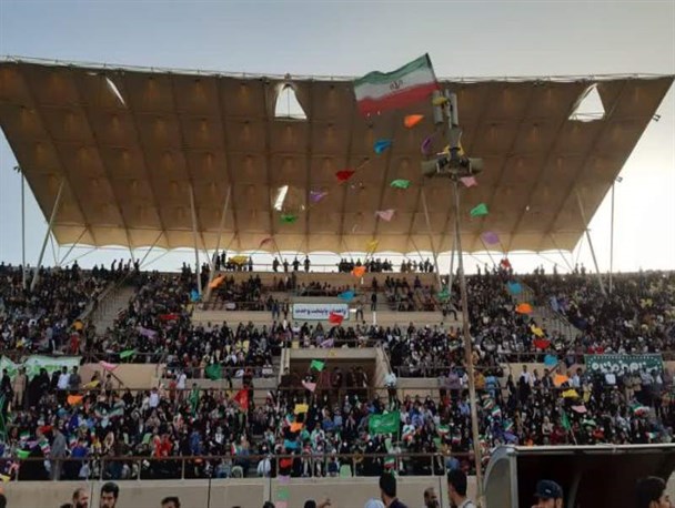 اجتماع ۱۵ هزار نفری دهه نودی‌ها در پایتخت وحدت ایران