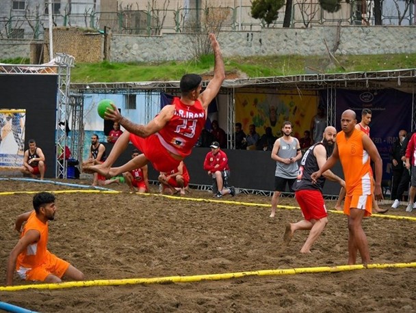 هندبال ساحلی نوجوانان قهرمانی جهان| حیدریان برترین خط زن جام شد