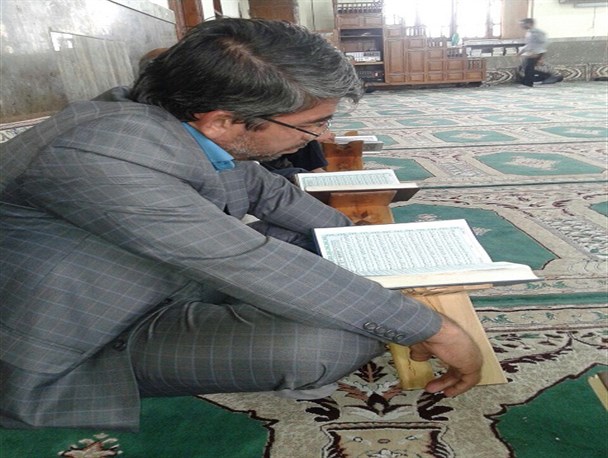 تصاویر/برگزاری محفل انس با قرآن در مسجد جامع شهر سورک