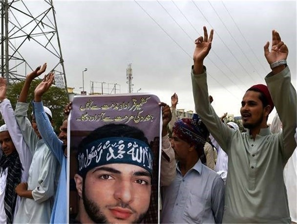 وزارت خارجه نسبت به کشتار کشمیر واکنش نشان دهد